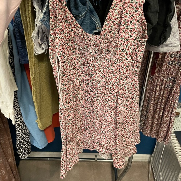 Zara Floral Mini Dress - Picture 3 of 6